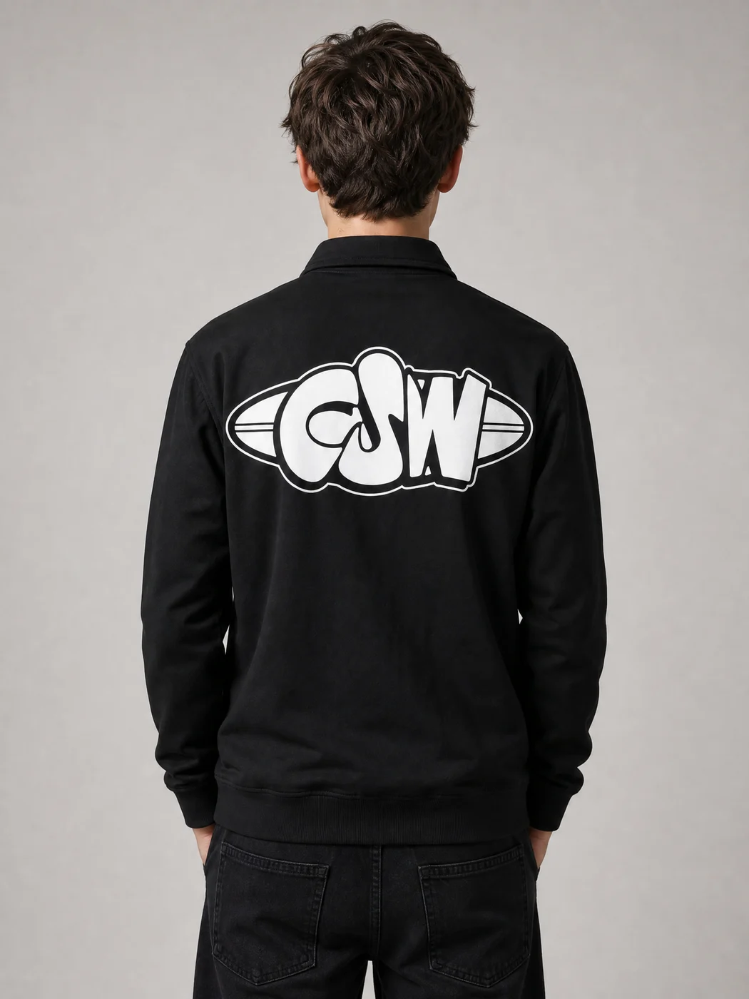 Espalda de la campera de algodón CSW negra con el logo grande estampado